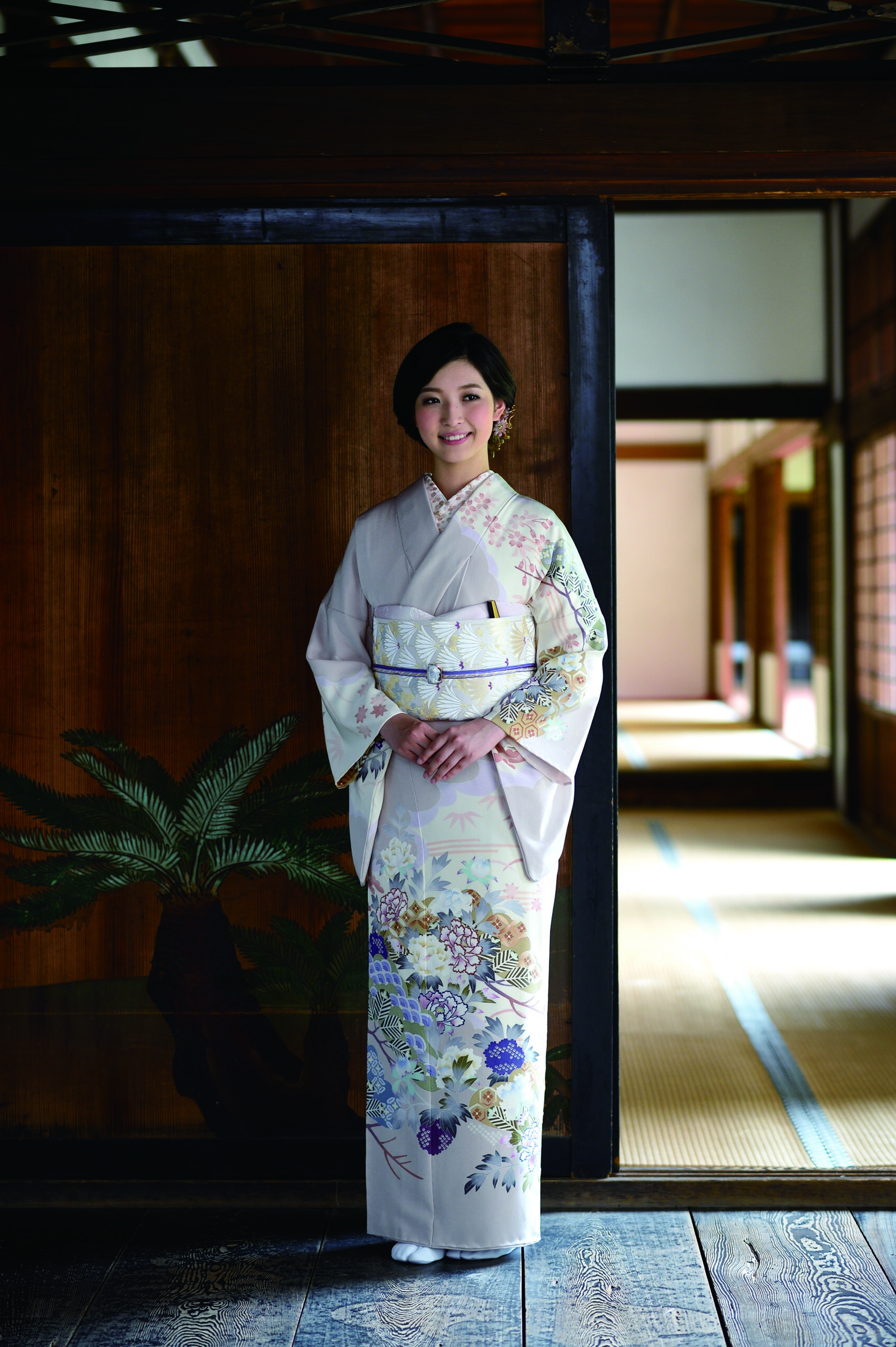 秦荘紬の着心地とは? 着付け講師に聞きました | きもの永見